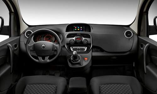 Das neu gestaltete Cockpit wirkt hochwertiger, Renault verbaut bessere Materialien.