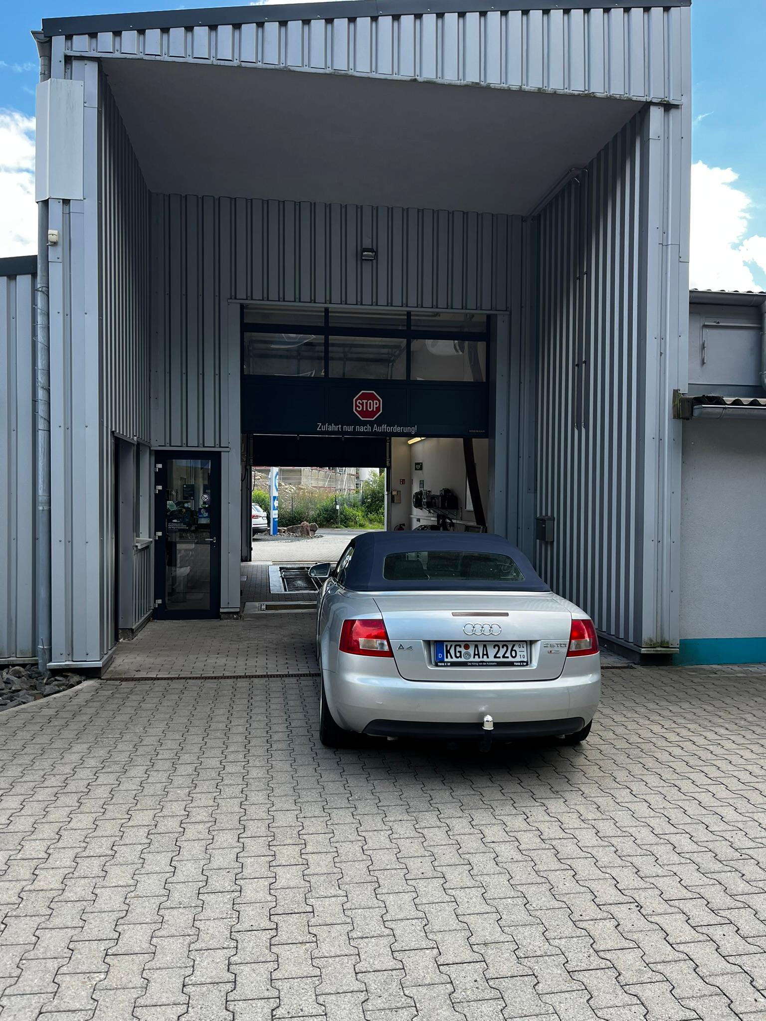 Das Audi A4 Cabrio 2.5 ist wieder bei mir …..