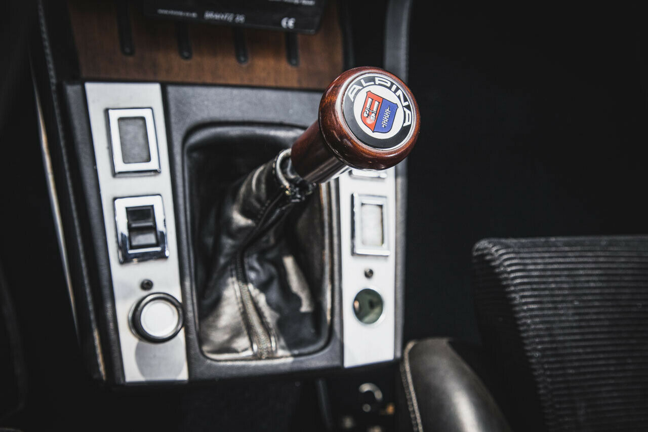 Angetrieben wird der 3.0 CSL von einem manuellen Vierganggetriebe