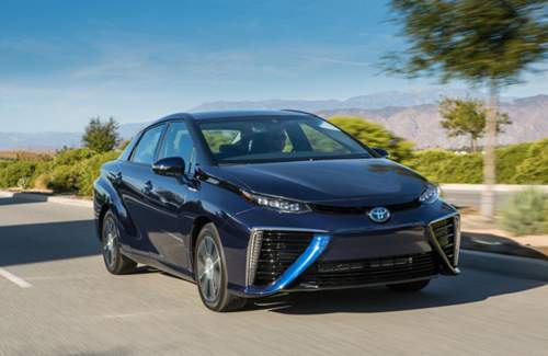 Der Toyota Mirai kam Ende 2014 auf den Markt, zunächst in Japan. Die Einführung in Deutschland erfolgte im September 2015
