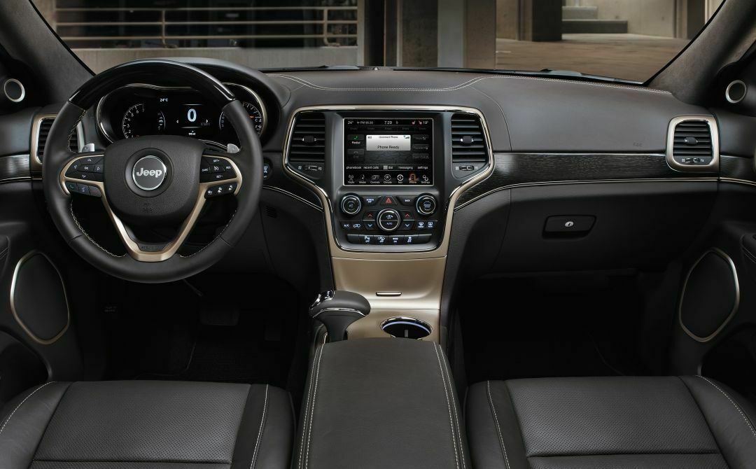 Jeep Grand Cherokee Facelift: Blick ins Cockpit