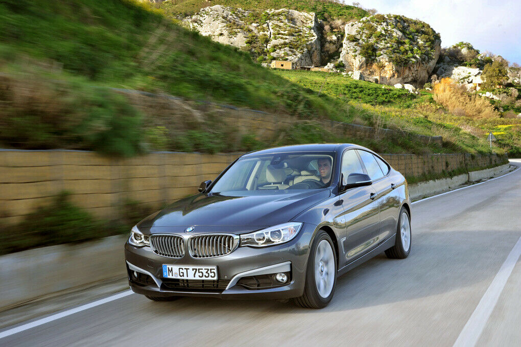 Wahrscheinlich zielen Autos wie der 3er GT auf Menschen, die mal jung und dynamisch 3er gefahren sind. Und jetzt gern mehr Ruhe haben. Und Komfort.