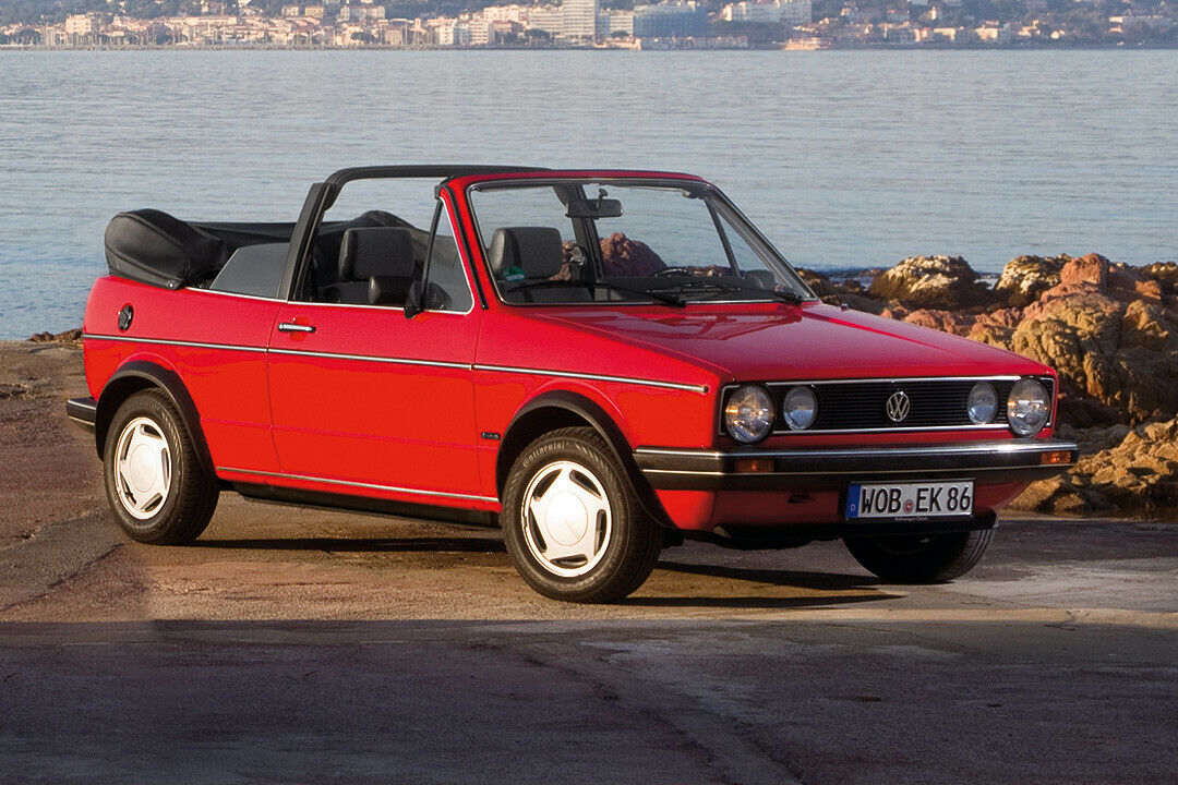 Schon das Cabrio auf Basis des VW Golf I kam von Karmann, das aktuelle Modell wird immer noch in Osnabrück gebaut, aber nicht mehr von Karmann