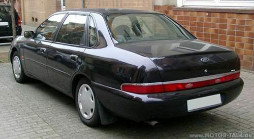 Teil-1-ford-scorpio-heck1