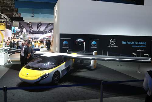 Aeromobil parkte auf der IAA 2017. Das erste Serienmodell will das Unternehmen 2020 verkaufen