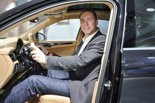 MOTOR-TALK-Redakteur Constantin Bergander hat sich in Los Angeles in den neuen Macan gesetzt