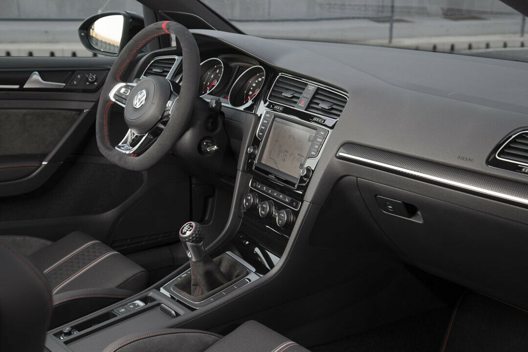 VW Golf GTI Clubsport: Mit roter 12-Uhr-Markierung am Lenkrad