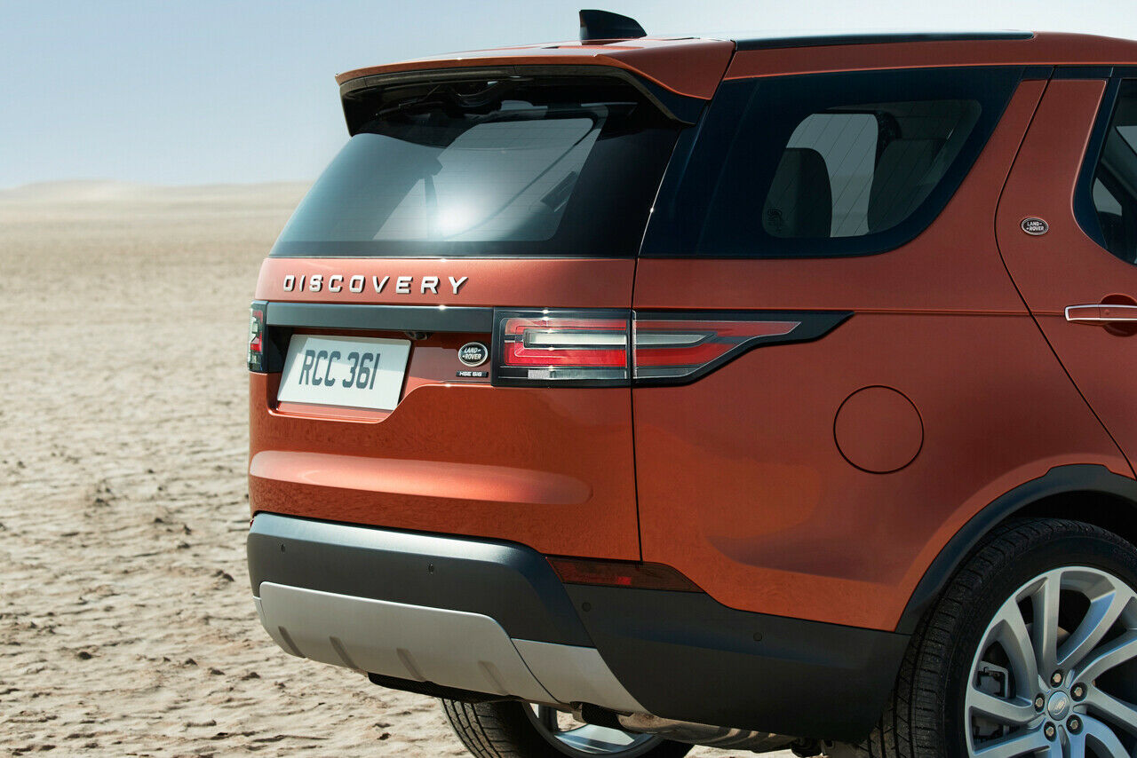 Eine Achsverschränkung von 500 Millimetern ist laut Land Rover beim neuen Discovery möglich