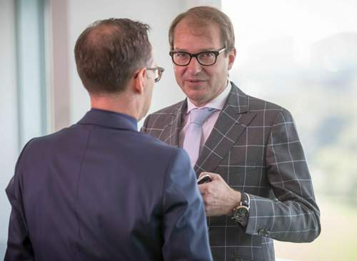 Droht ein Kompetenzstreit zwischen Justizminister Maas (l., SPD) und Verkehrsminister Dobrindt (r.)?