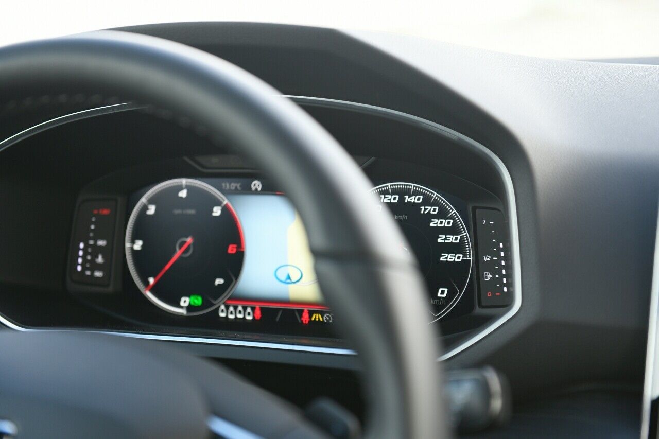 Anzeigeinstrumente im Seat Tarraco