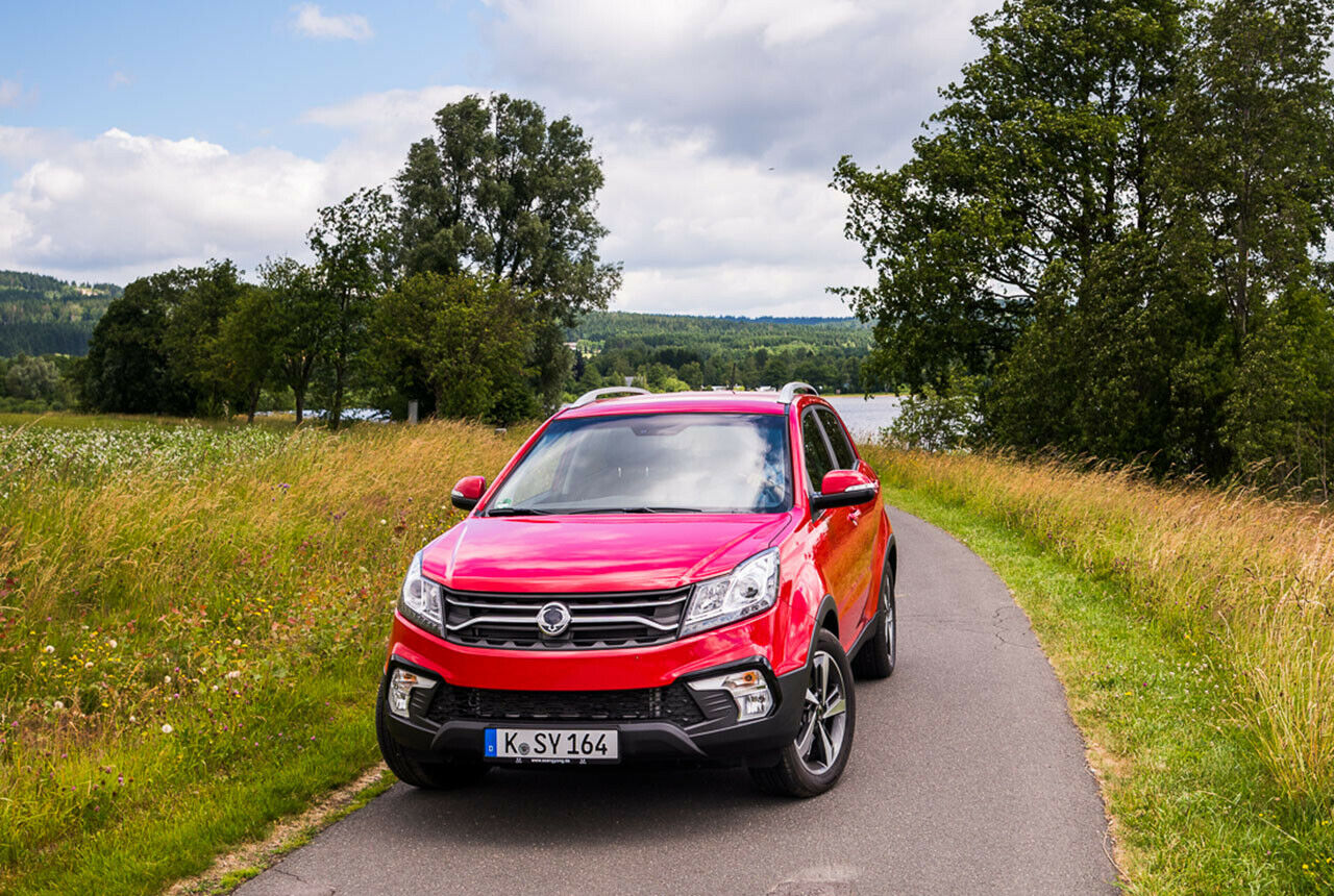 Für rund 21.000 Euro bekommt man den Korando als e-XDi220 mit 2,2-Liter-Diesel