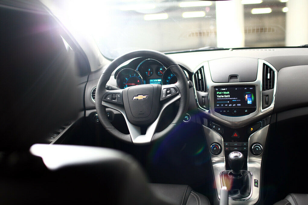 Chevrolet Cruze Station Wagon: Blick ins Cockpit