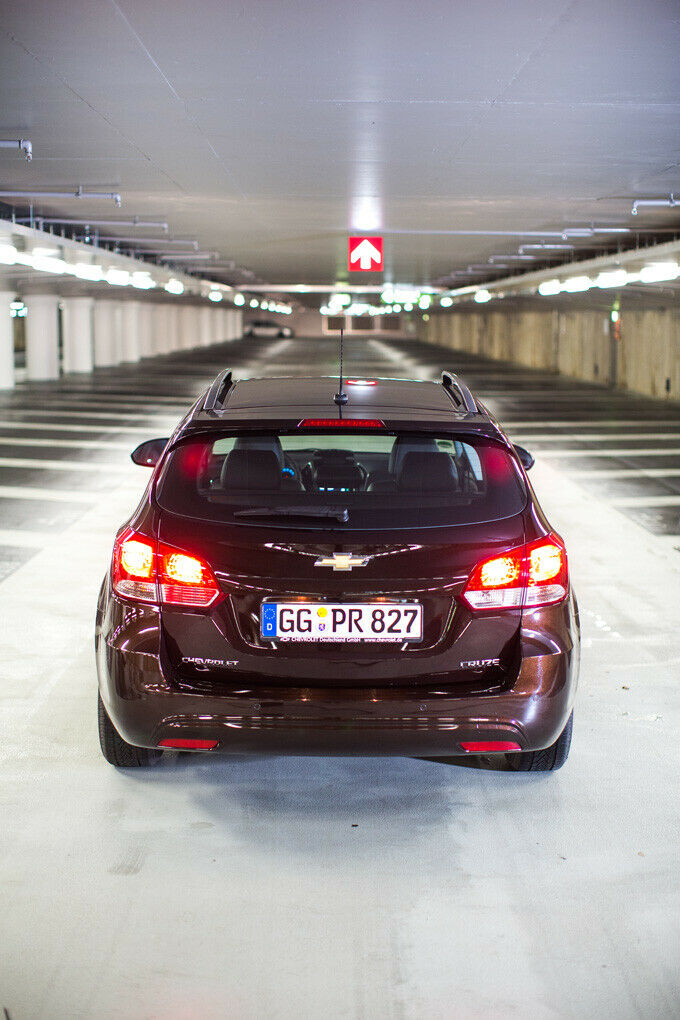 Chevrolet Cruze Station Wagon: Hinter diesem kantigen Hintern verbirgt sich viel Platz.