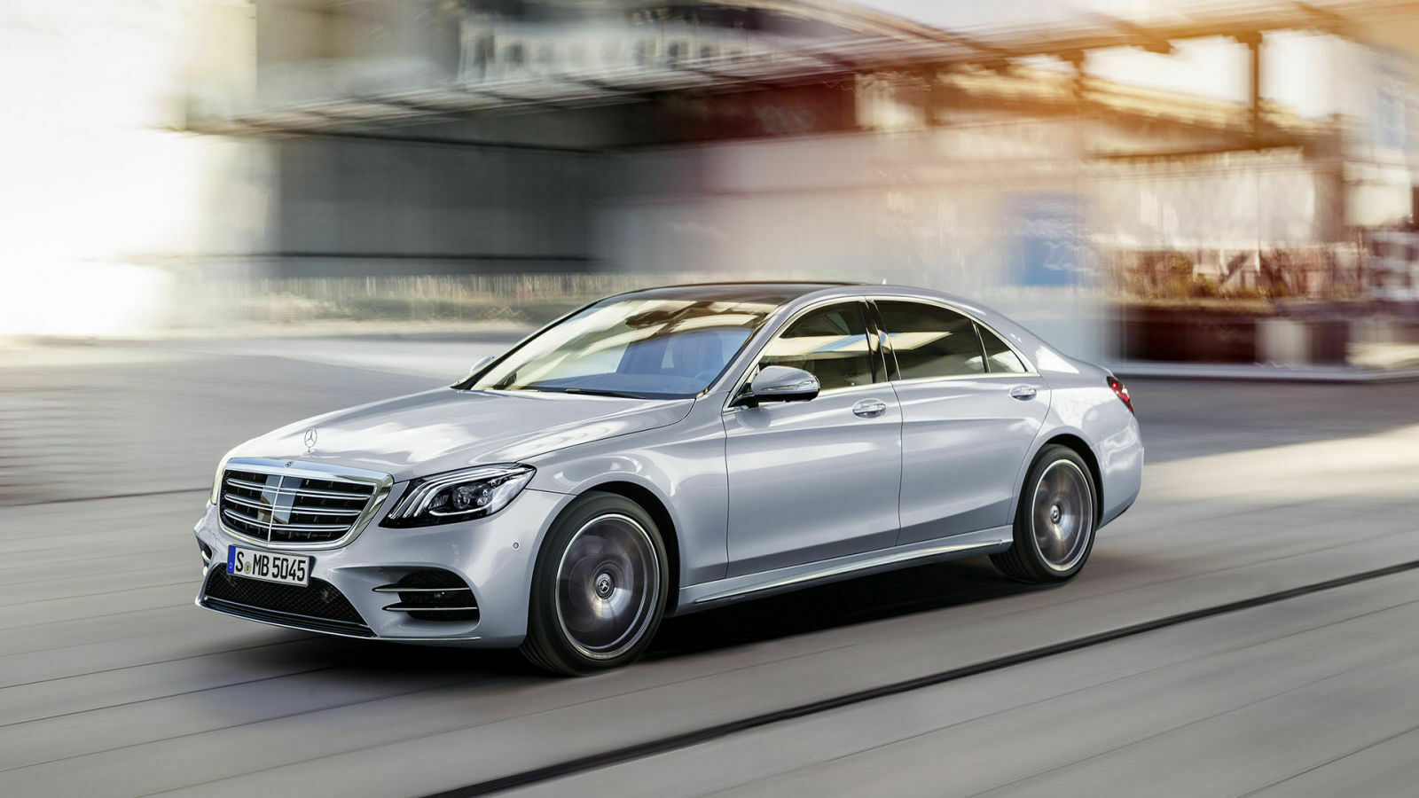 Mercedes S-Klasse Modellpflege 2017: Die günstigste S-Klasse ist vorerst der S 350 d 4Matic für mehr als 88.000 Euro
