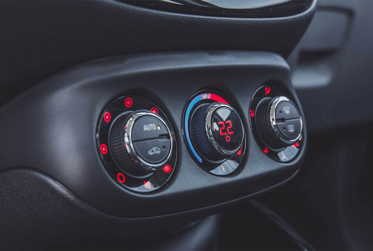 Übersichtlich und klar: Die Bedienung der Klima-Anlage im Opel Corsa 1,4 Turbo
