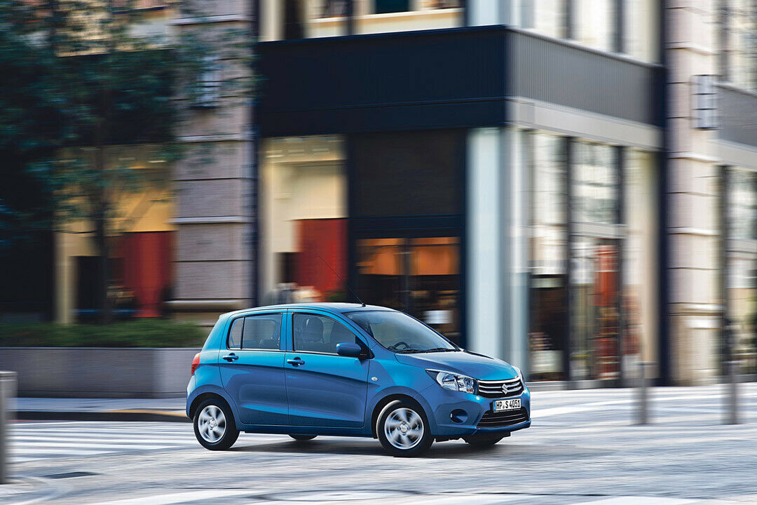 Suzuki Celerio: Von unzähligen Farboptionen und extravagantem Design will Suzuki beim Celerio nichts wissen. Der Nachfolger von Alto und Splash versteht sich als pragmatisches Angebot für alle, die in der kleinsten Klasse keinen Schnickschnack brauchen