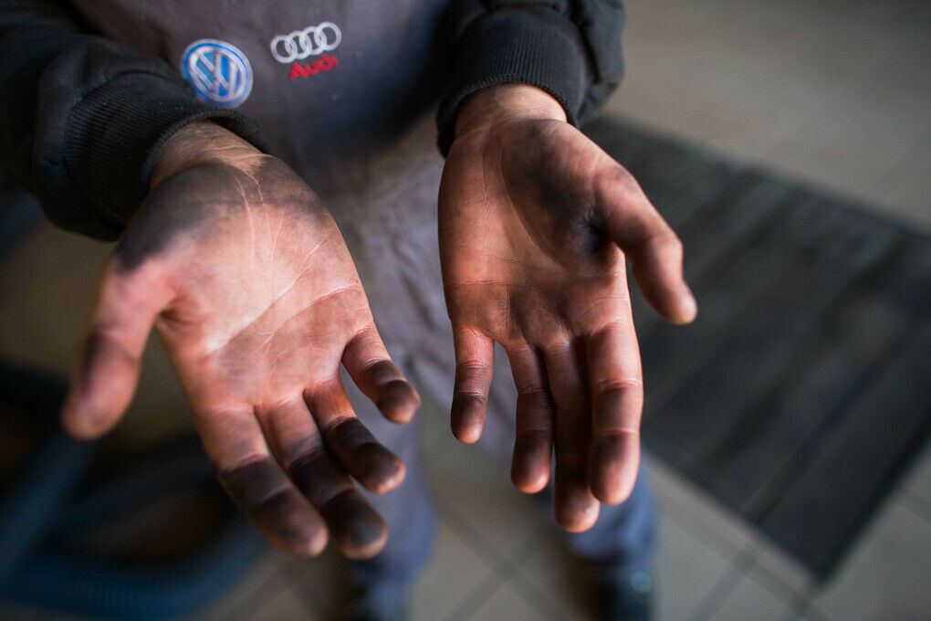 Richtig sauber werden ihre Hände erst, wenn sie längere Zeit Urlaub hat