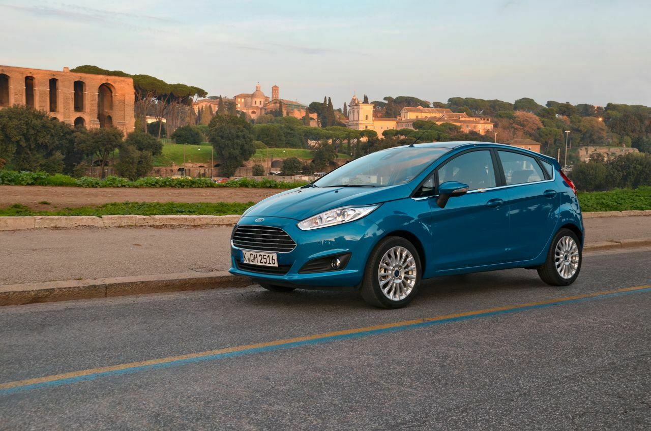 Europaweit sind Kleinwagen das stärkste Segment. Erfolgreichstes Modell: Der Ford Fiesta mit 173.999 Zulassungen. Platz zwei im Ranking