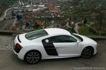 Audi-r8-v10-ibisweiss