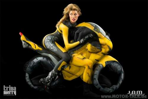 Mädchen-Motorrad