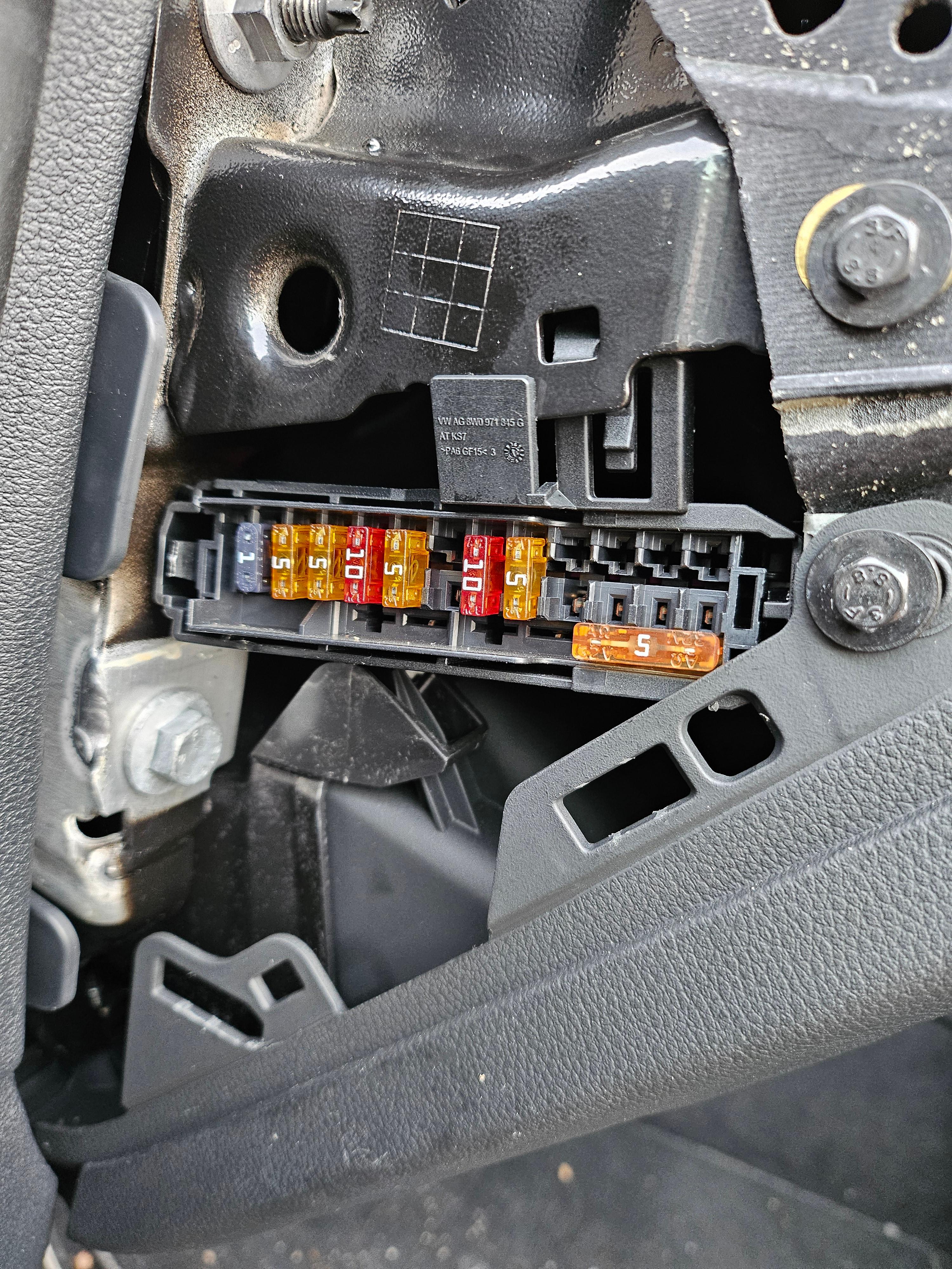 Dashcam Anschließen