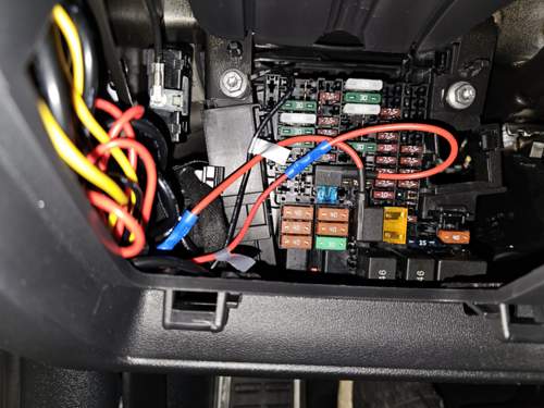 Sicherungskasten, links ist Hardwarekit