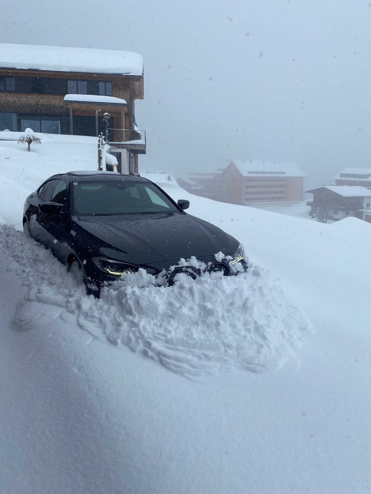 Den i4 M50 sicher auf Schnee bewegen