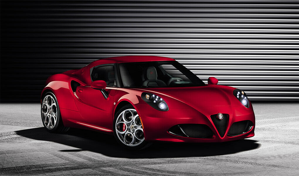 Alfa Romeo 4C: Vier Zylinder und weniger als 4 Kilogramm pro PS machen ihn zum Sportler.
