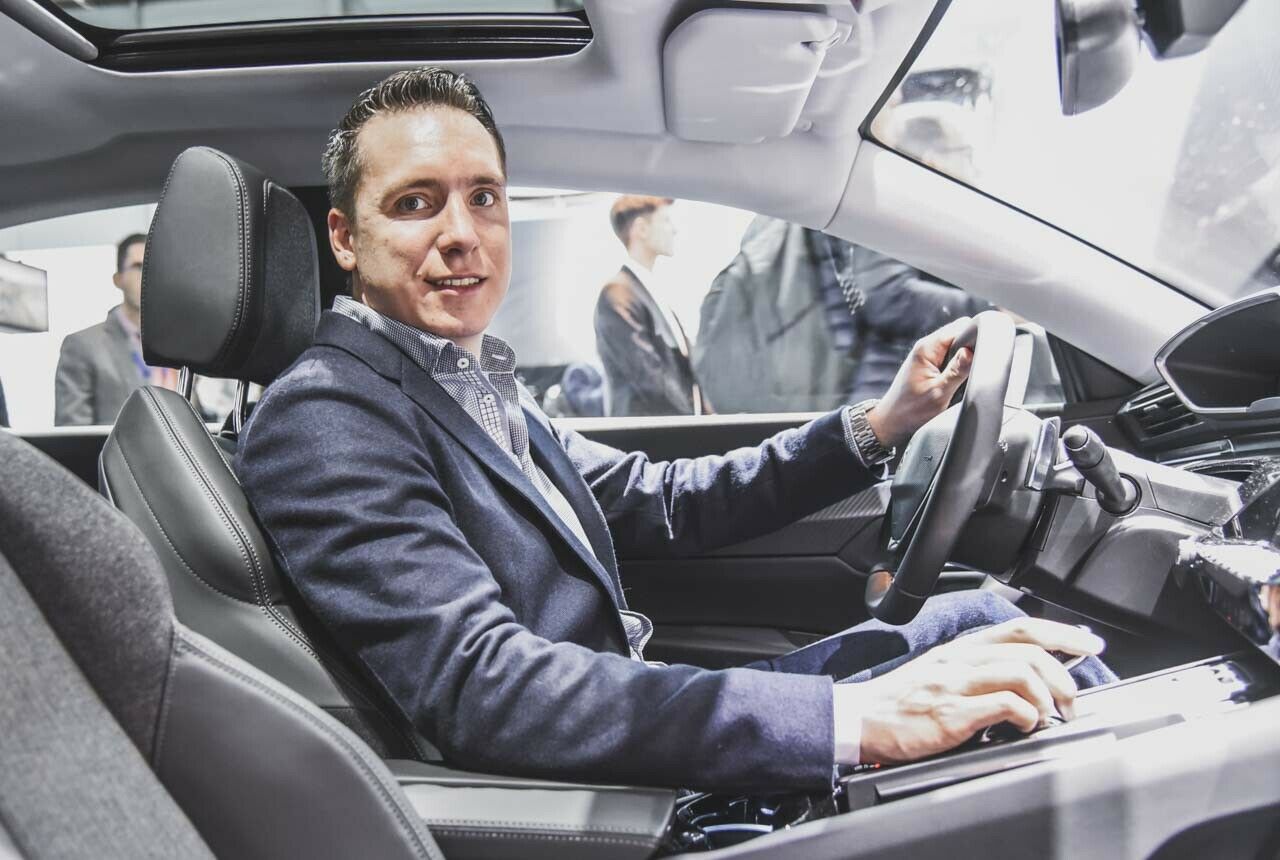 Peugeot sieht sich als sportlichste der PSA-Marken: MT-Redakteur Constantin gefallen die gut konturierten Sportsitze im neuen 508
