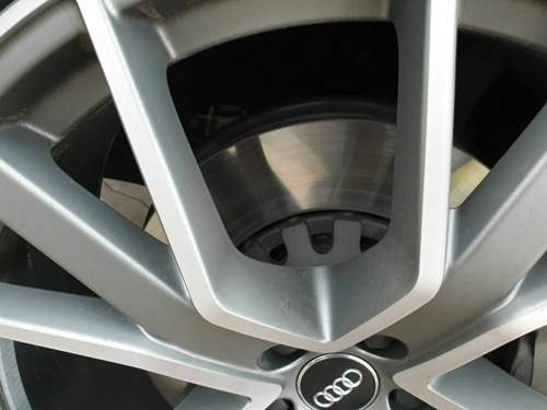 Bremse vorne 50 tdi
