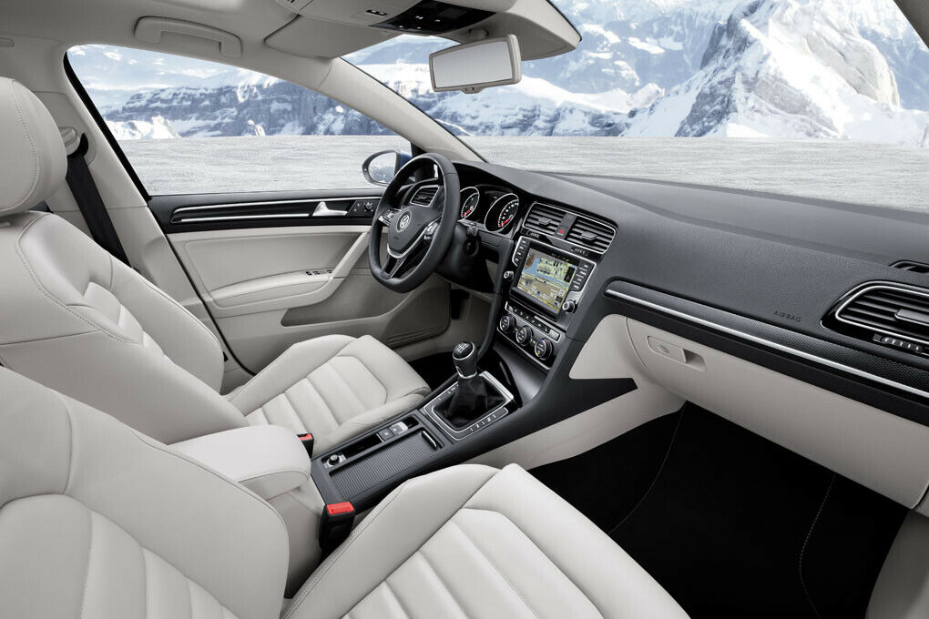 Das Cockpit des neuen Golf Variant.