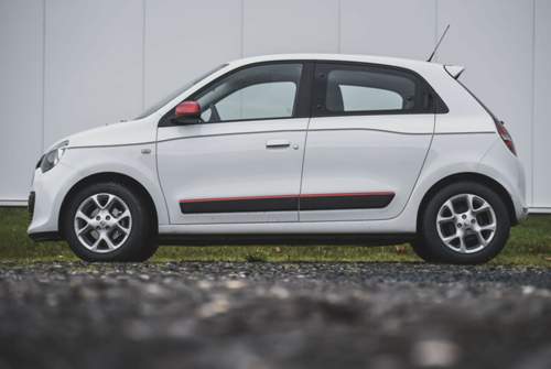 Vier Türen und Platz für vier Personen bietet der Smart Fortwo nicht - sondern nur der fast baugleiche Smart Forfour