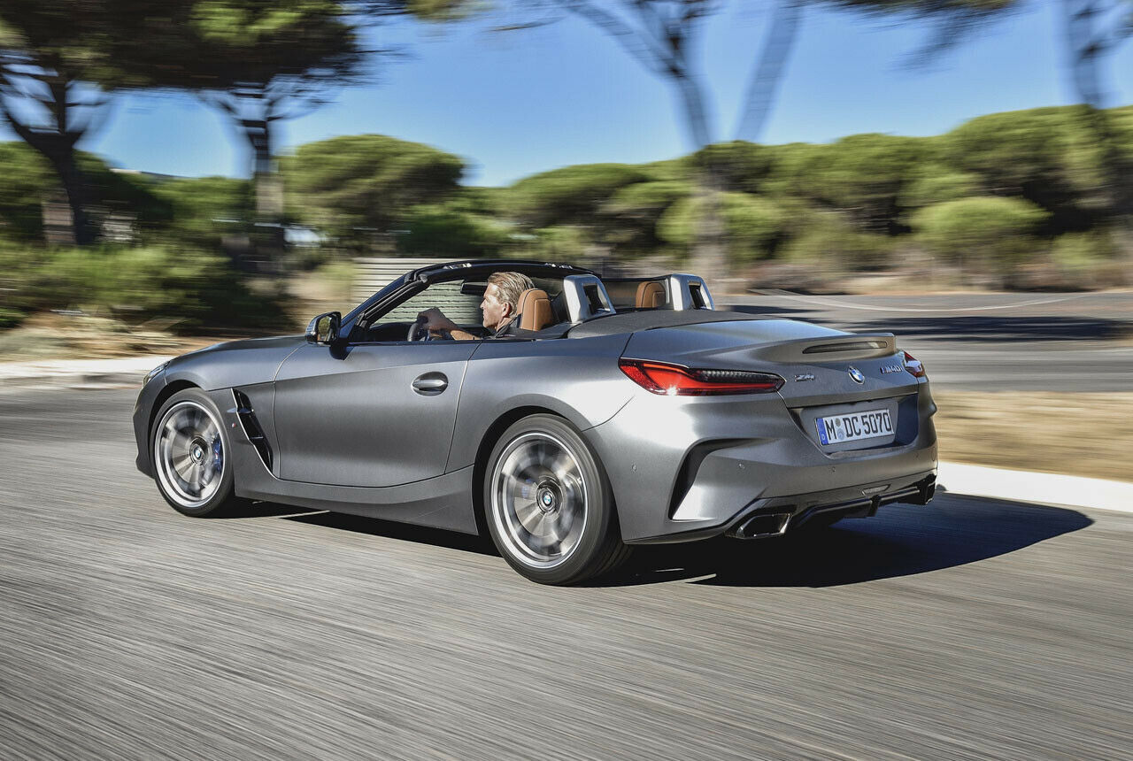 Direkte Lenkung, straffes Fahrwerk und offenes Verdeck: Der BMW Z4 kommt im März 2019