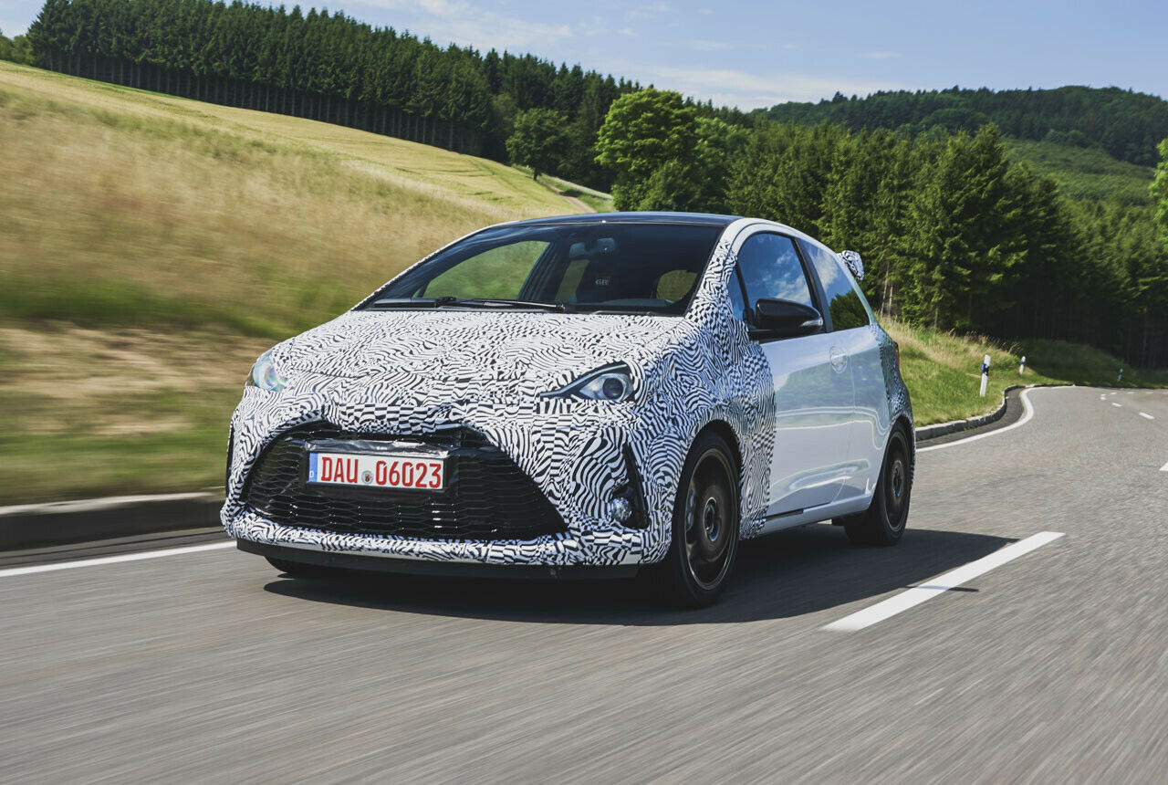 In der kurvigen Eifel lassen sich die speziellen Eigenschaften des geschärften Yaris am besten erspüren. Hier wurden sie auch konzipiert