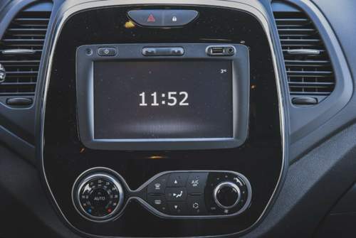 Simpel aufgebaut und gut zu bedienen: Das große Infotainment R&Go im Renault Captur