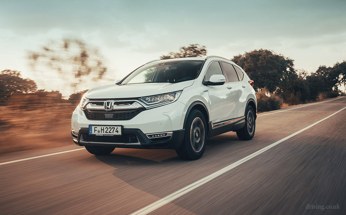 Der CR-V Hybrid dreht hoch wie ein Elektroauto
