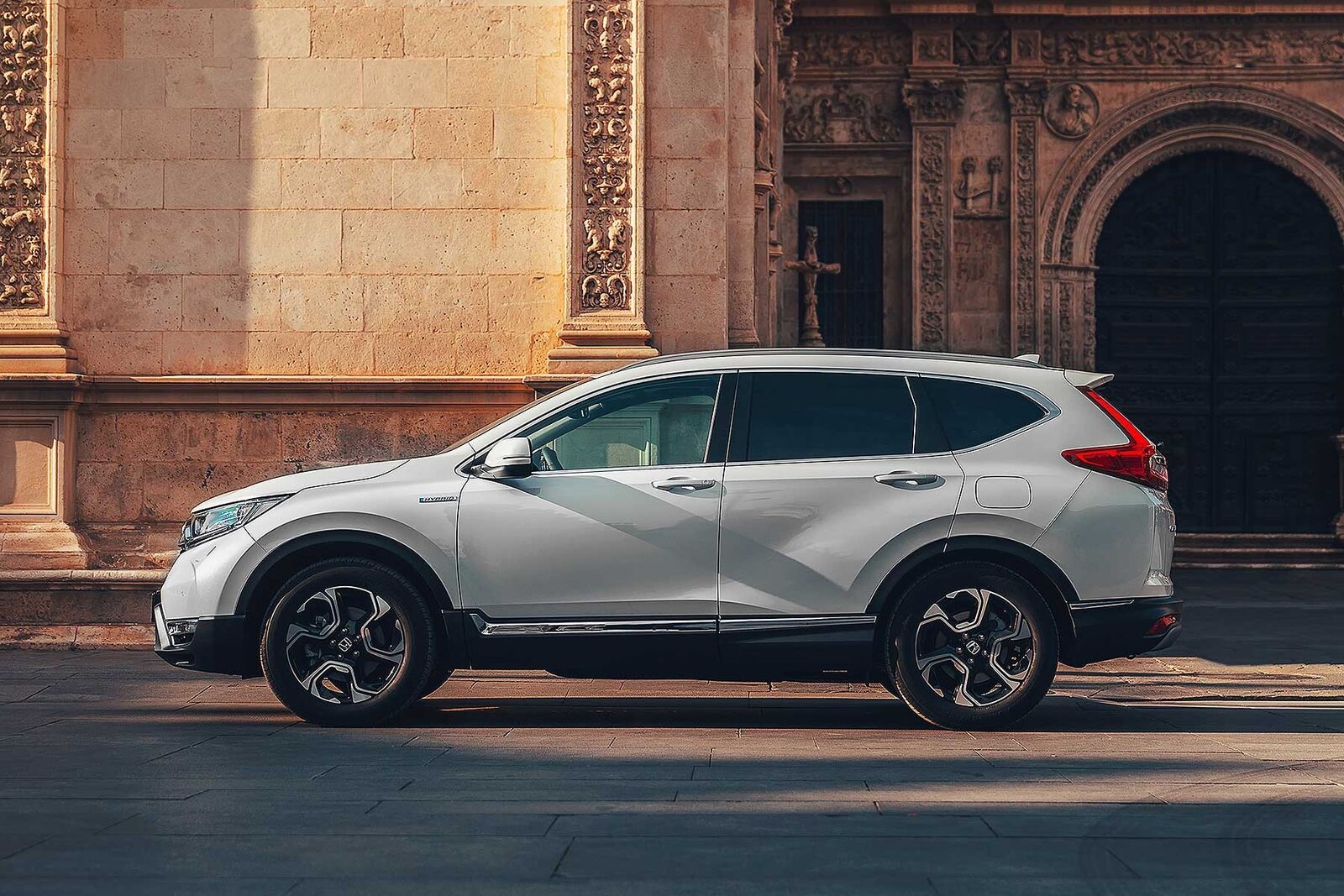Der CR-V Hybrid dreht hoch wie ein Elektroauto