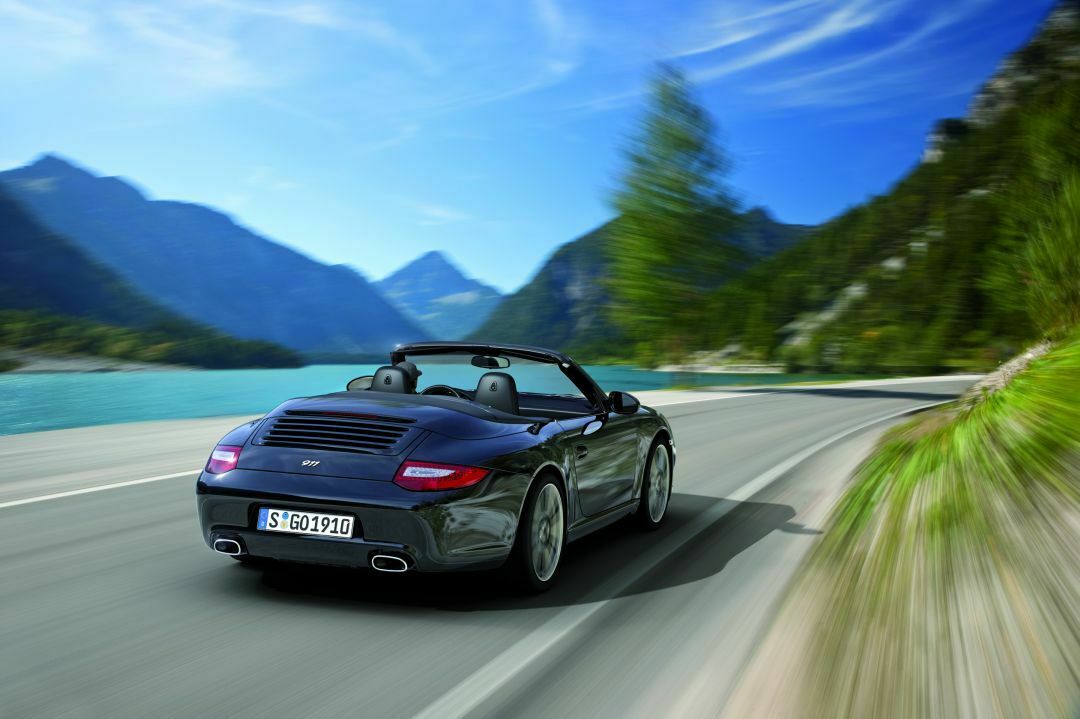 Porsche 911 Black Edition