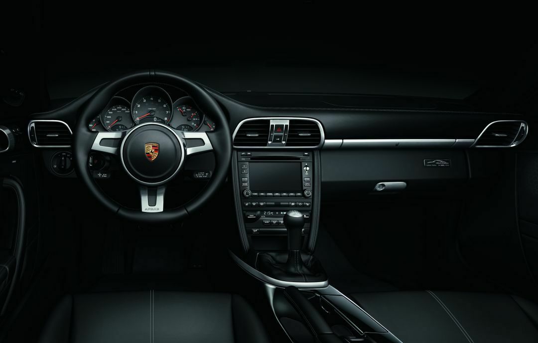 Porsche 911 Black Edition