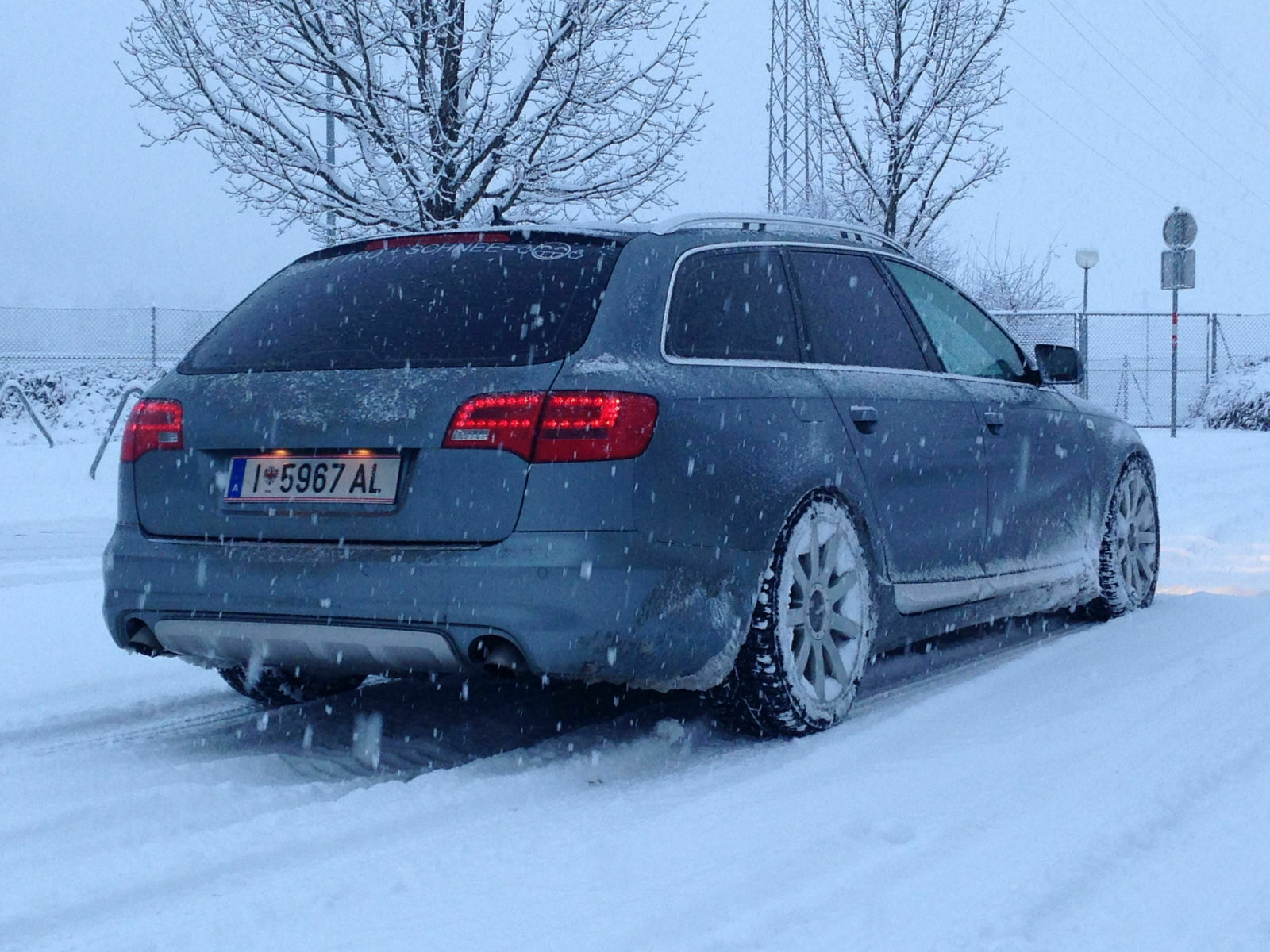 Der "Dicke" im Schnee in Aktion