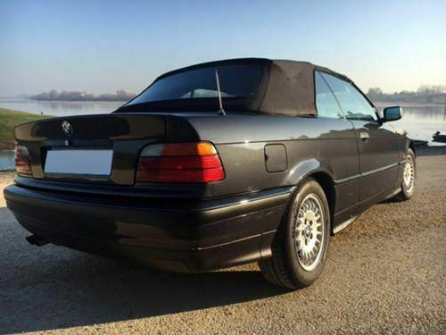 Diamantschwarz_E36_Fahrzeug