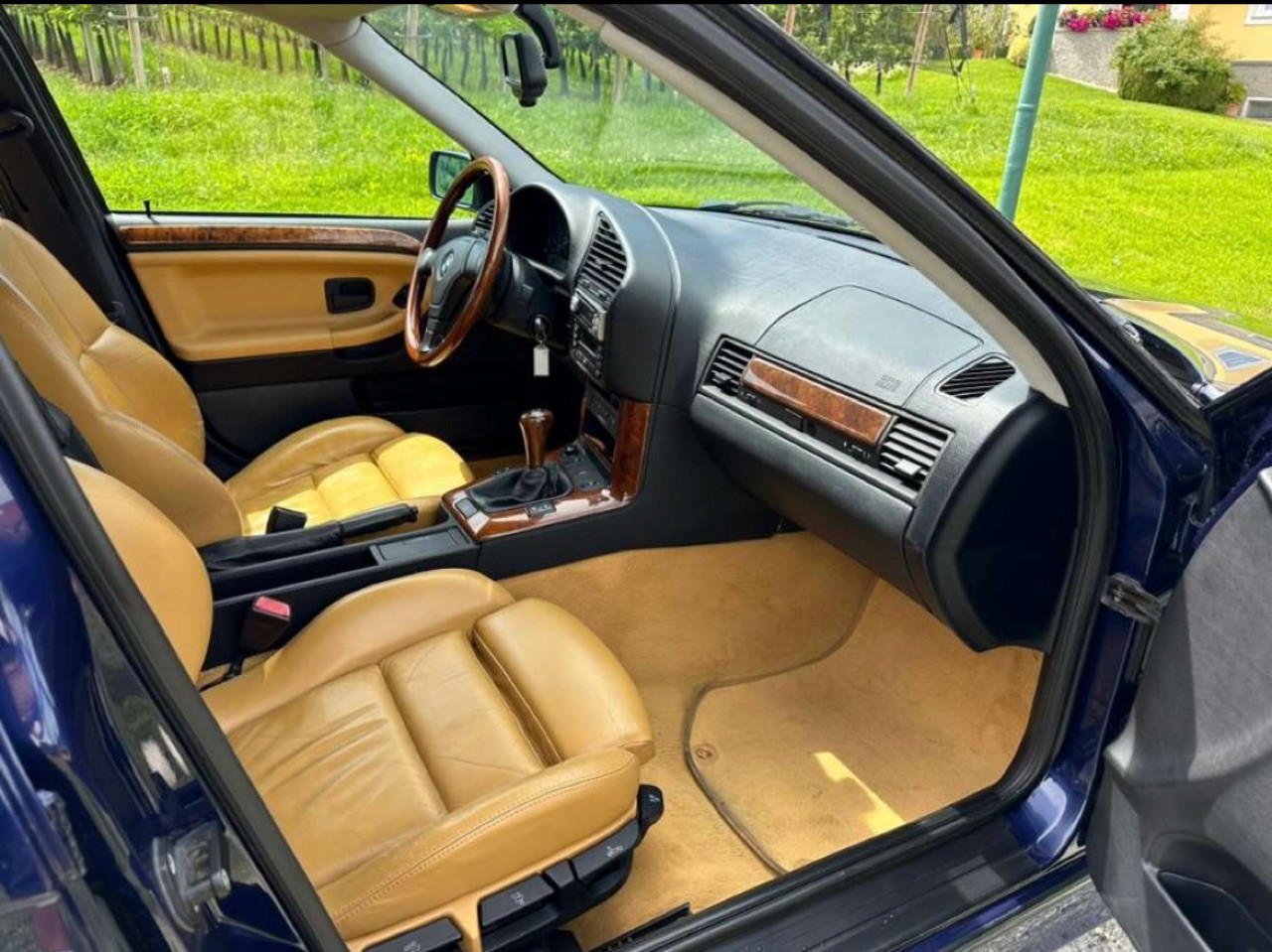 Der E36 Farben-Thread (Lack- und Polsterfarben)