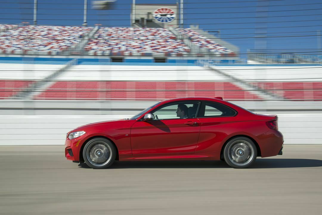 Im Oval des Las Vegas Speedway erreichen wir 200 km/h