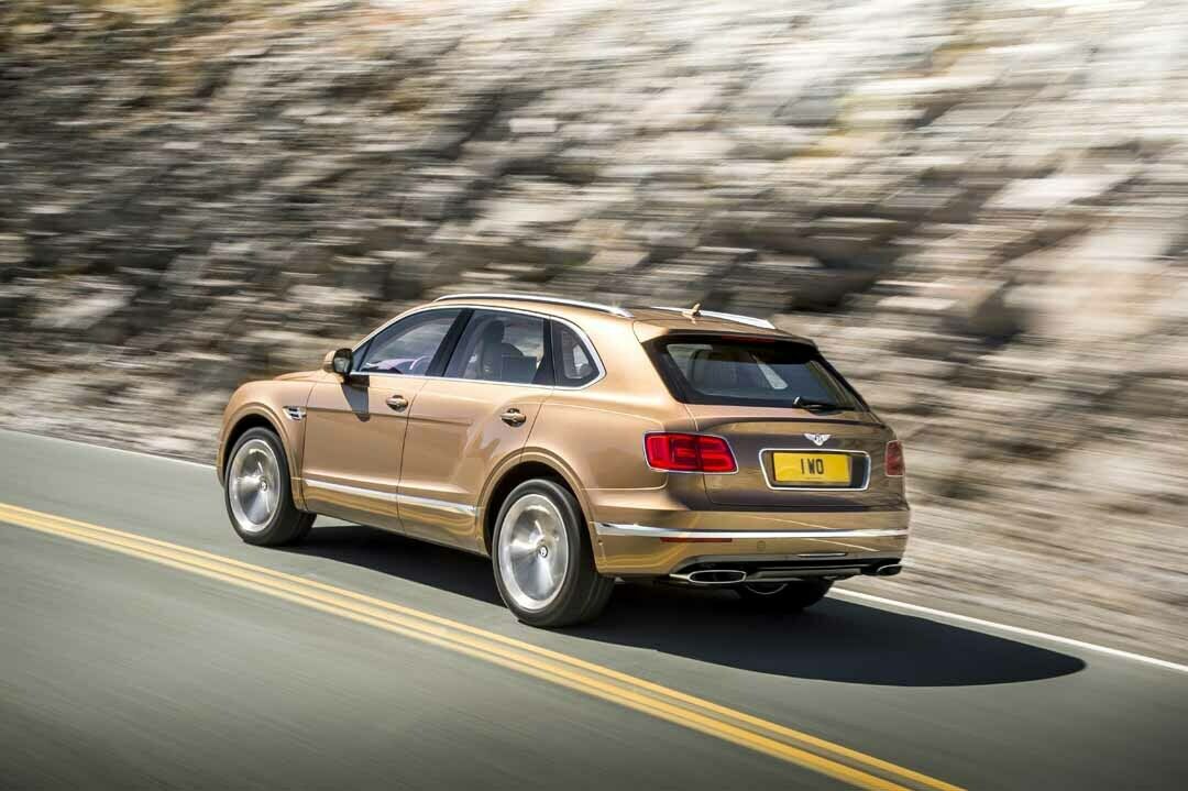 Eine Luftfederung gibt es serienmäßig im Bentley Bentayga
