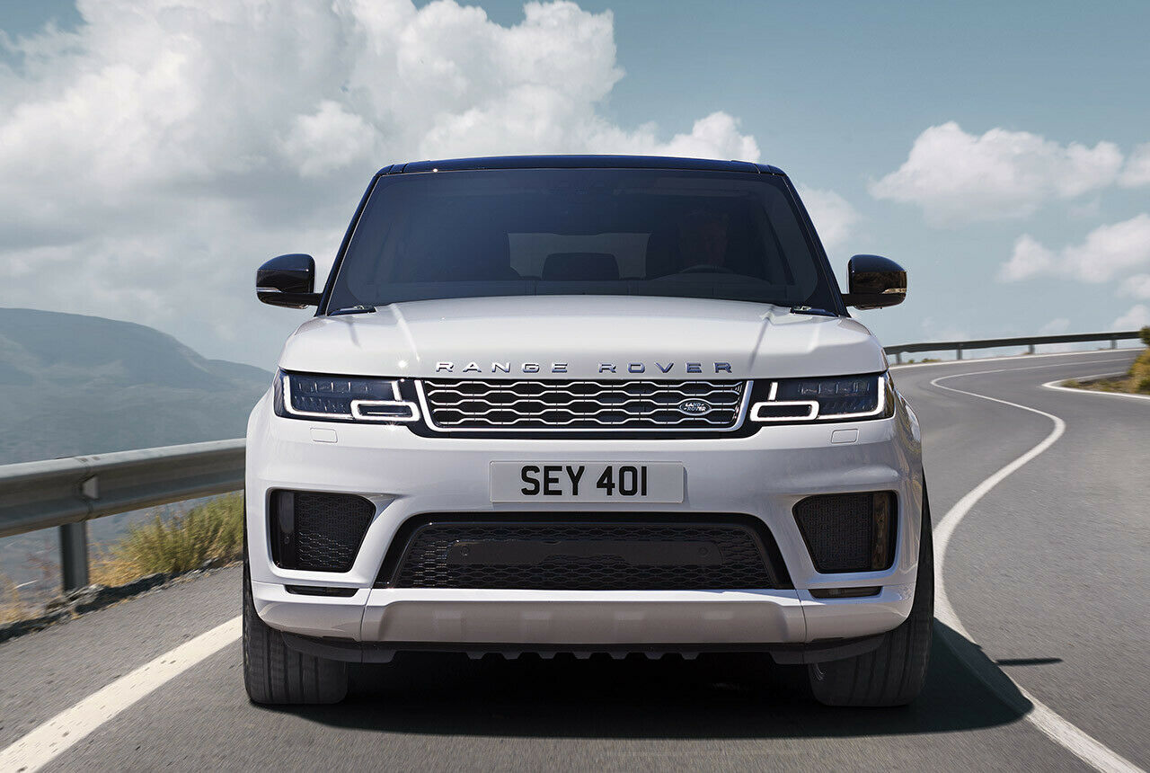 Land Rover hat bald erstmals einen Plug-in-Hybrid im Programm: Mit dem Facelift des Range Rover Sport kommt die P400e-Variante: Ein 2,0-Liter Benziner erhält elektrische Unterstützung. Oder meldet sich auf Wunsch gänzlich ab