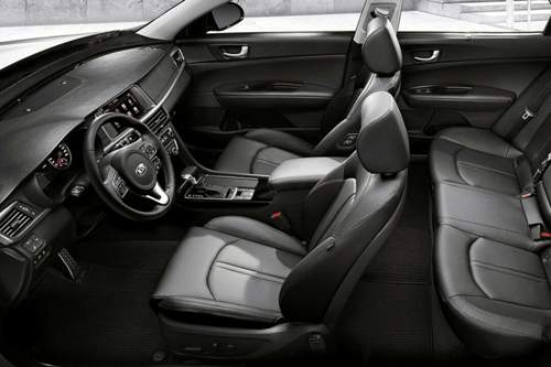 Der Innenraum des Kia Optima: Hochwertigere Materialien und ein Touchscreen