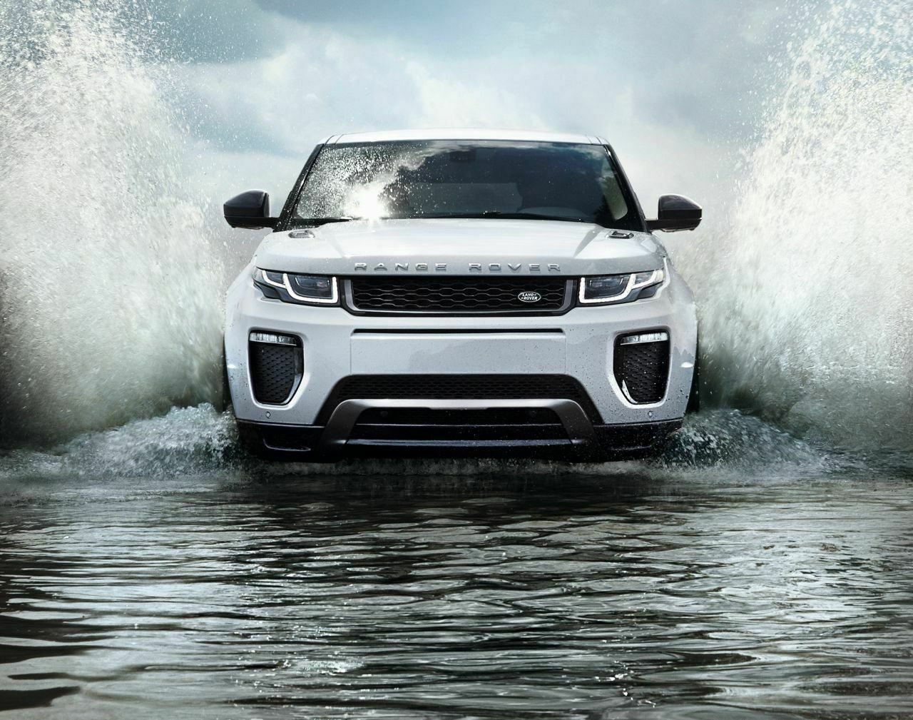 Range Rover Evoque Facelift: Aus dem großen Range Rover kommt die „All-Terrain Progress Control“