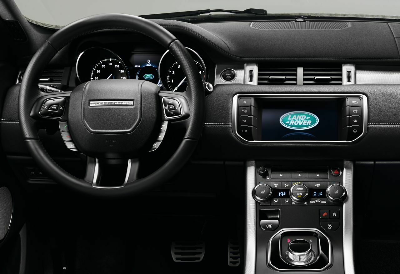 Range Rover Evoque Facelift: Cockpit