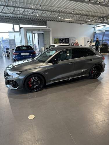 Audi RS3 Daytona Grey Fahrerseite?