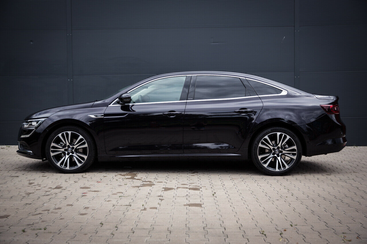 Der Talisman fällt auf. Wir wurden des Öfteren auf Parkplätzen oder Raststätten auf den Nachfolger des Renault Laguna angesprochen